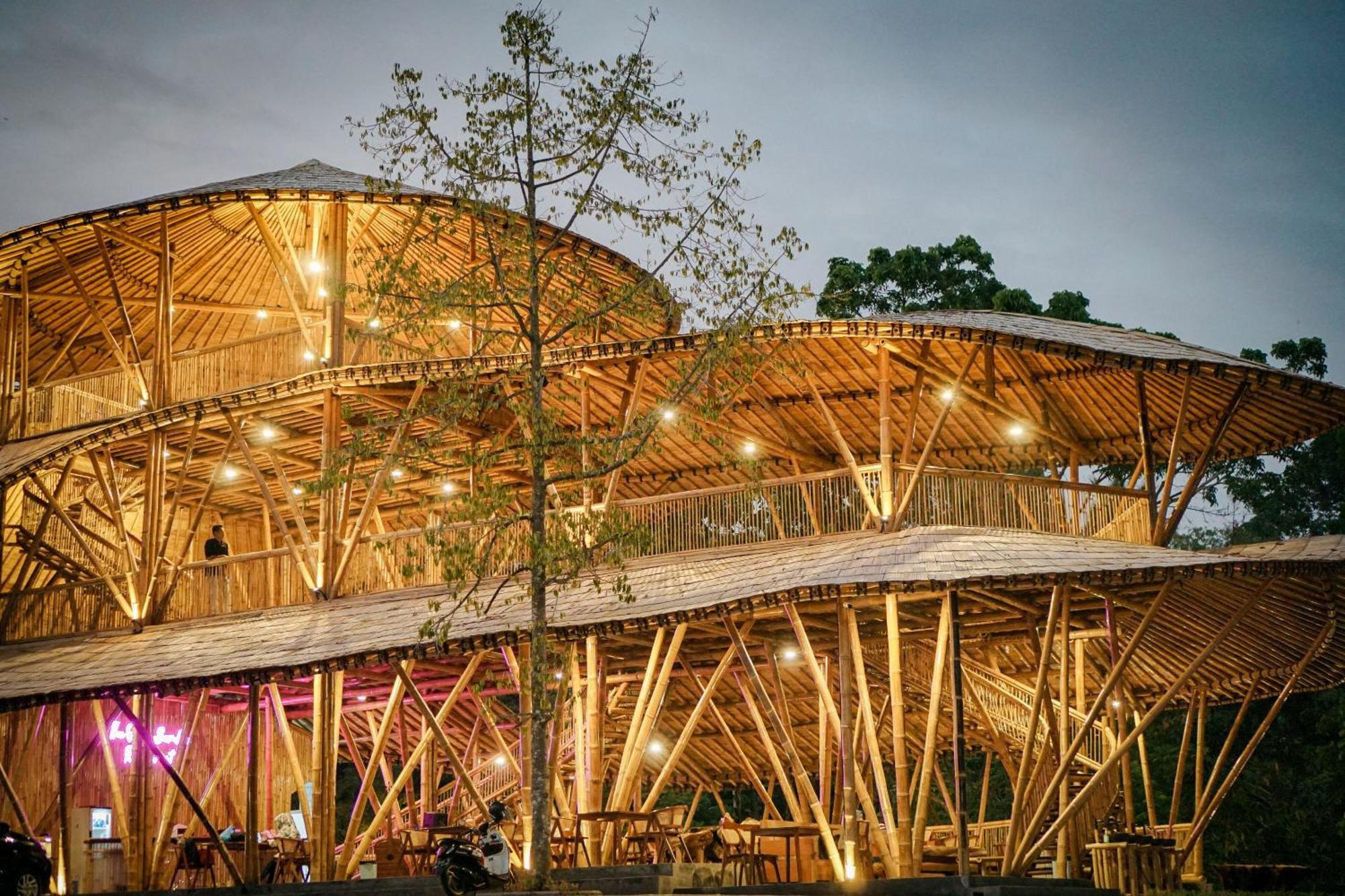 The Osing Bamboo Resort - A Liberta Collection Banyuwangi  Εξωτερικό φωτογραφία