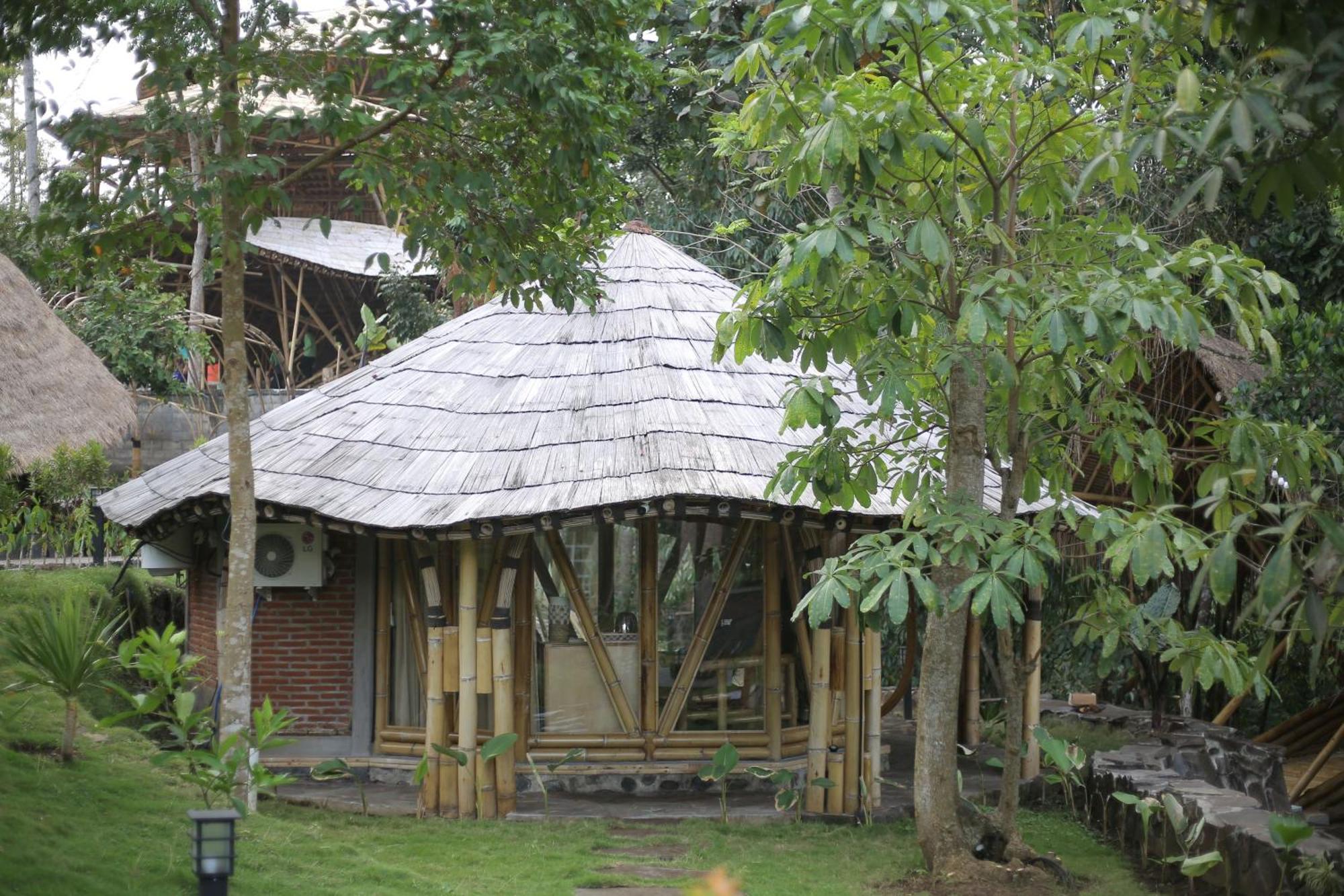 The Osing Bamboo Resort - A Liberta Collection Banyuwangi  Εξωτερικό φωτογραφία